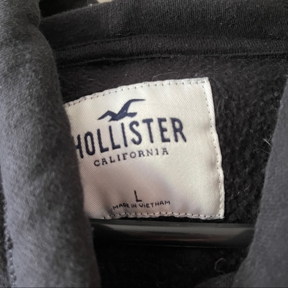 Hollister Embroidered Crop Boyfriend Hoodie - Picture 4 of 5